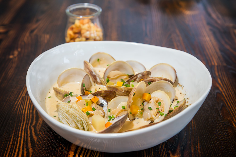 the_local-003-web Kauai Clams and a light broth are the stars of The Local's clam chowder. Daniel Lane photo